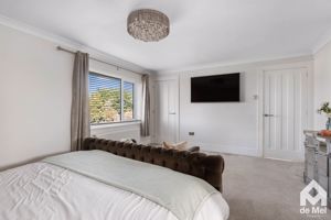 Photo 11- click for photo gallery